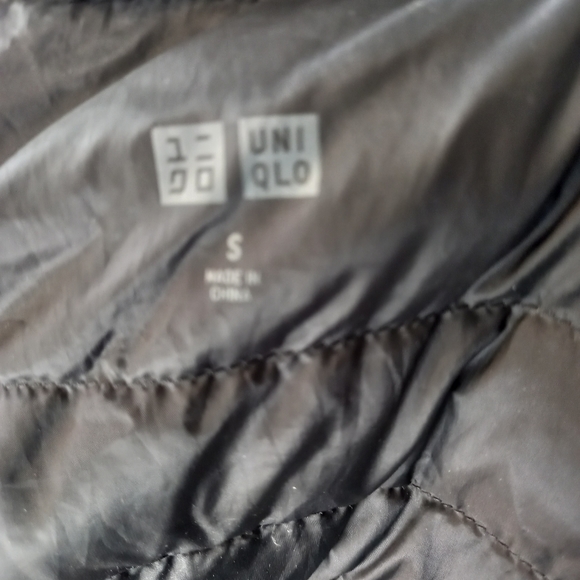 Uniqlo unisex jacket - Picture 4 of 4
